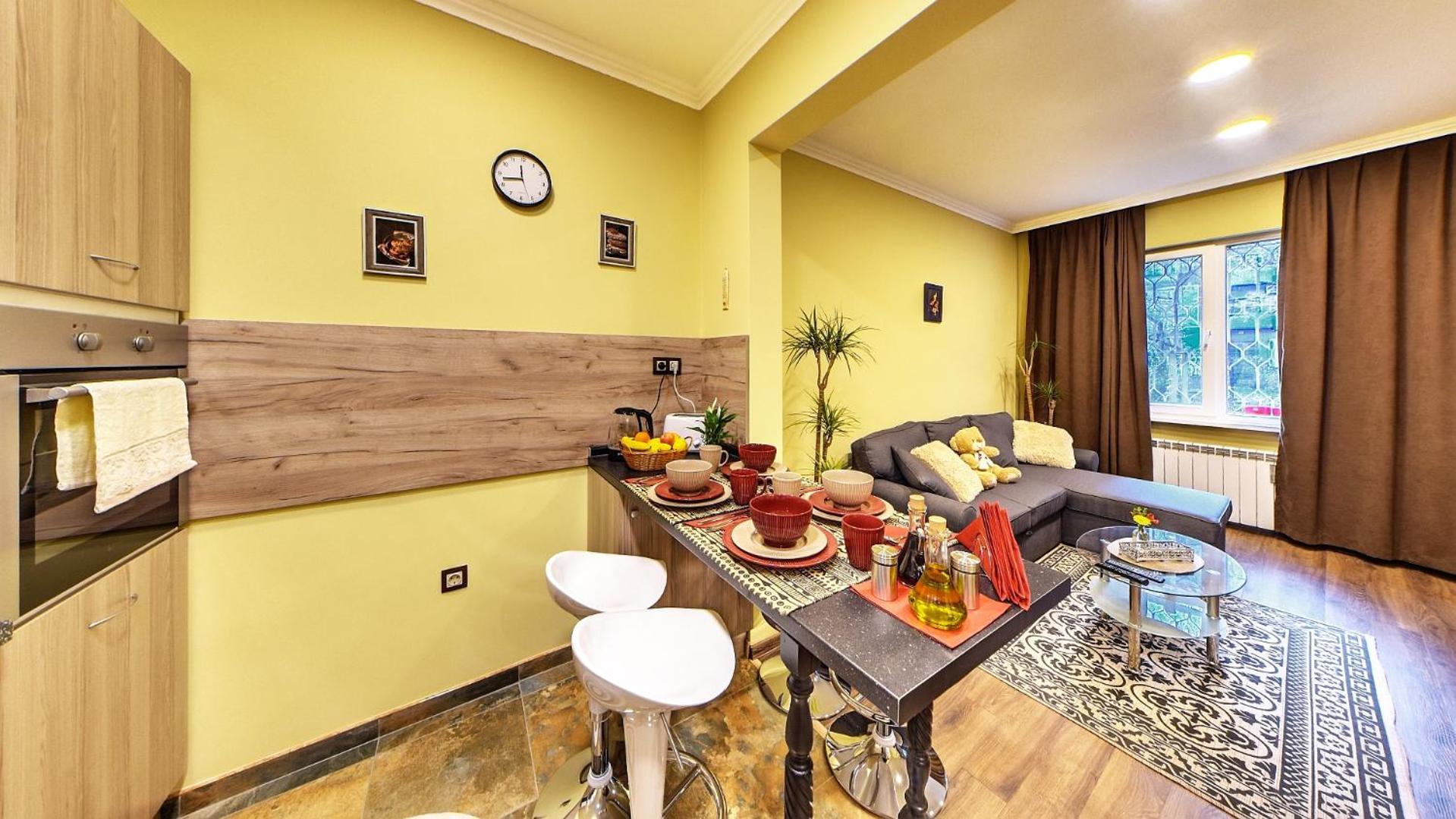 Comfort & Cozy Apartment In Sofia Center Eksteriør billede